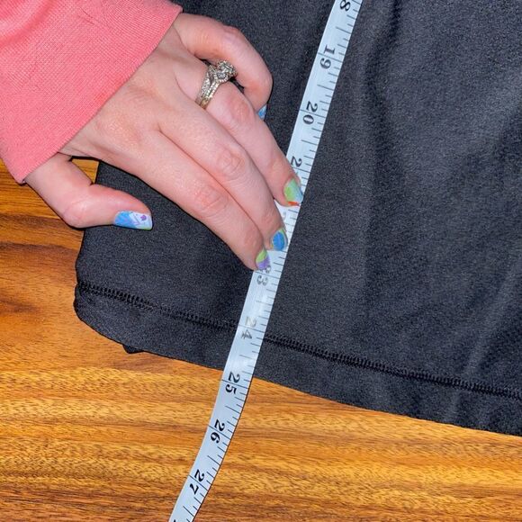 Under Armour NWT Black and a Blue Sports Bra Active Tank - Picture 6 of 7